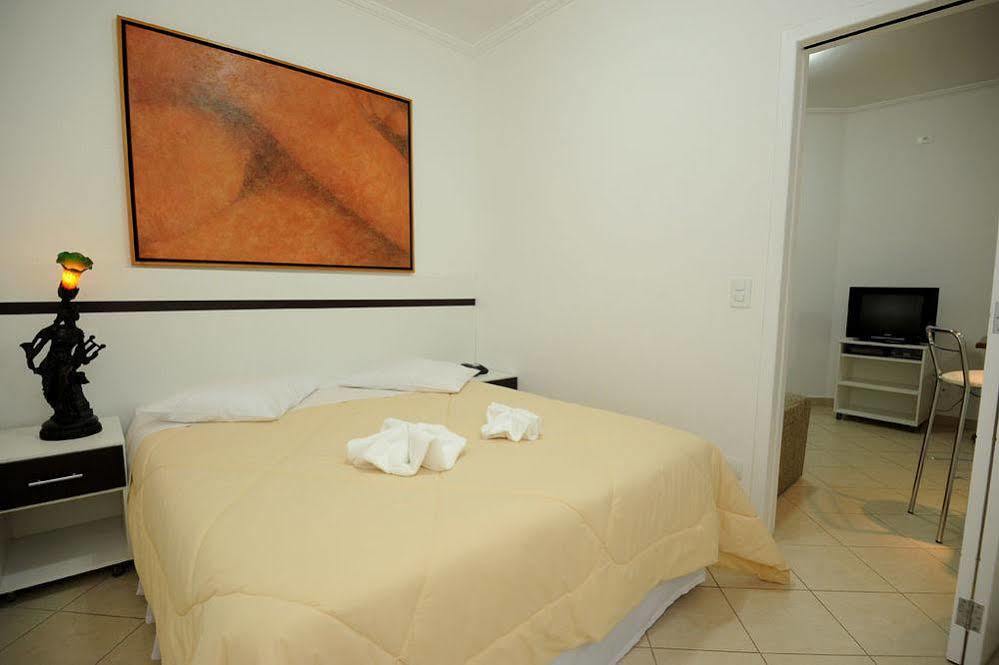 Hotel Poeta Flat Itajubá Eksteriør billede